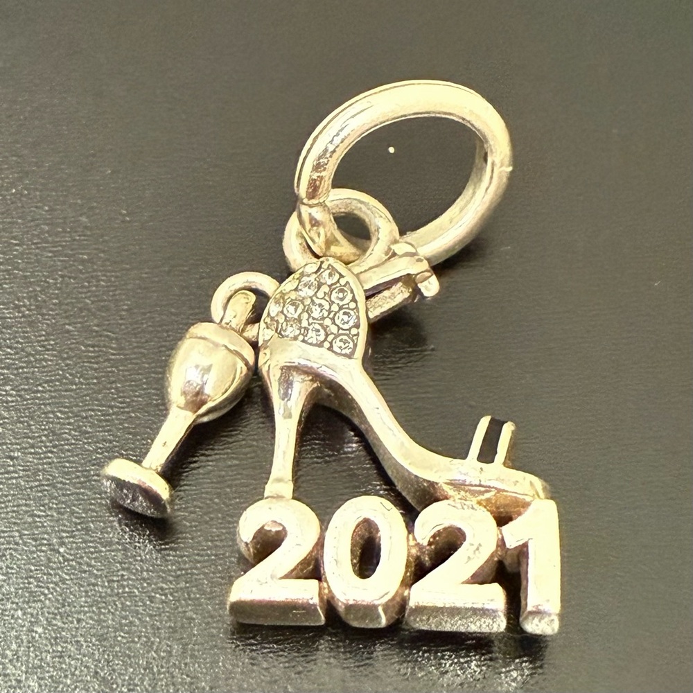 BRIGHTON 2021 Charm Wine Glass Dangle High Heel Numbers Cutout Silver Charm